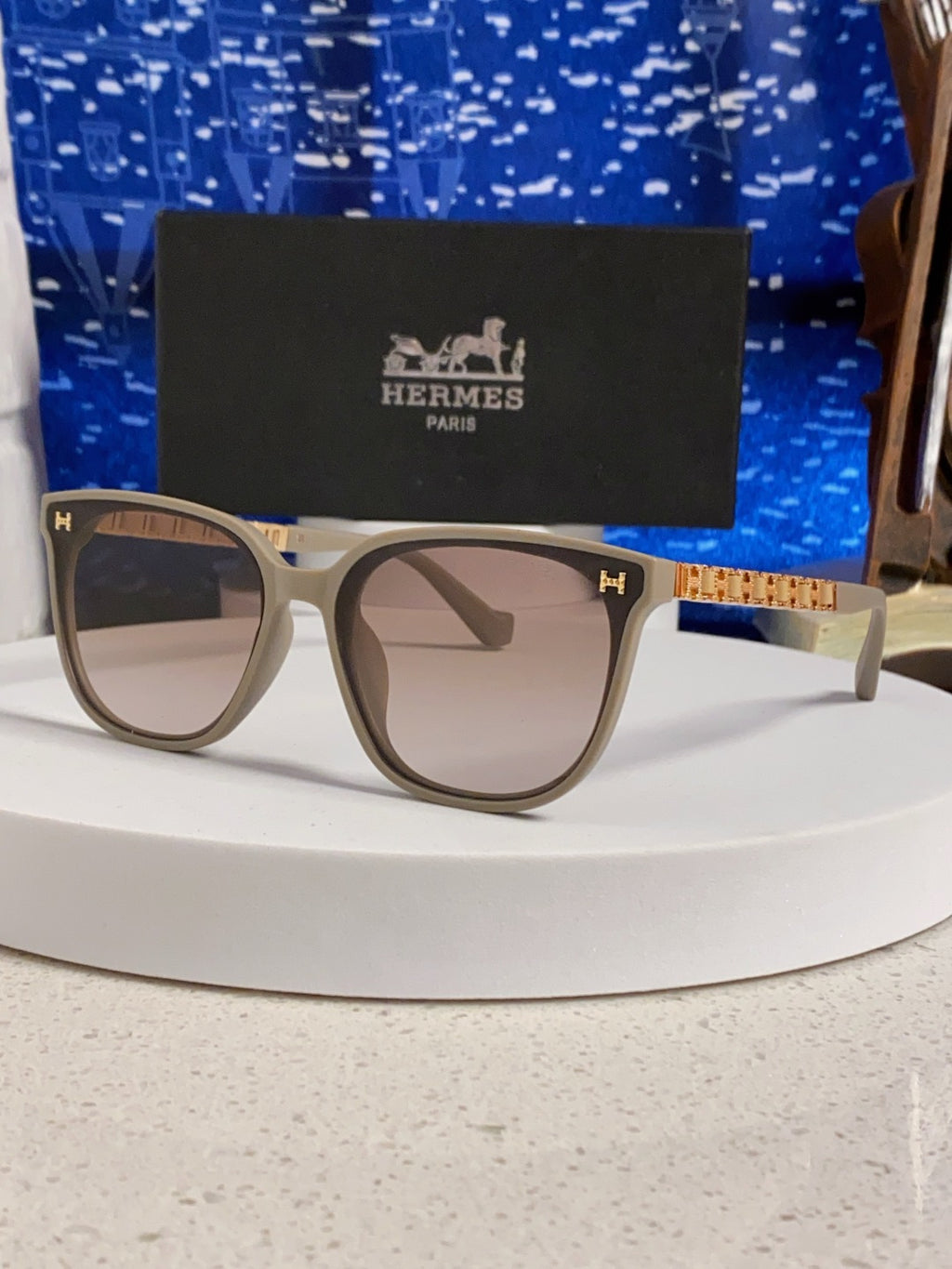 Hermès Fashion Brown Lens Sunglasses for Women - 358934