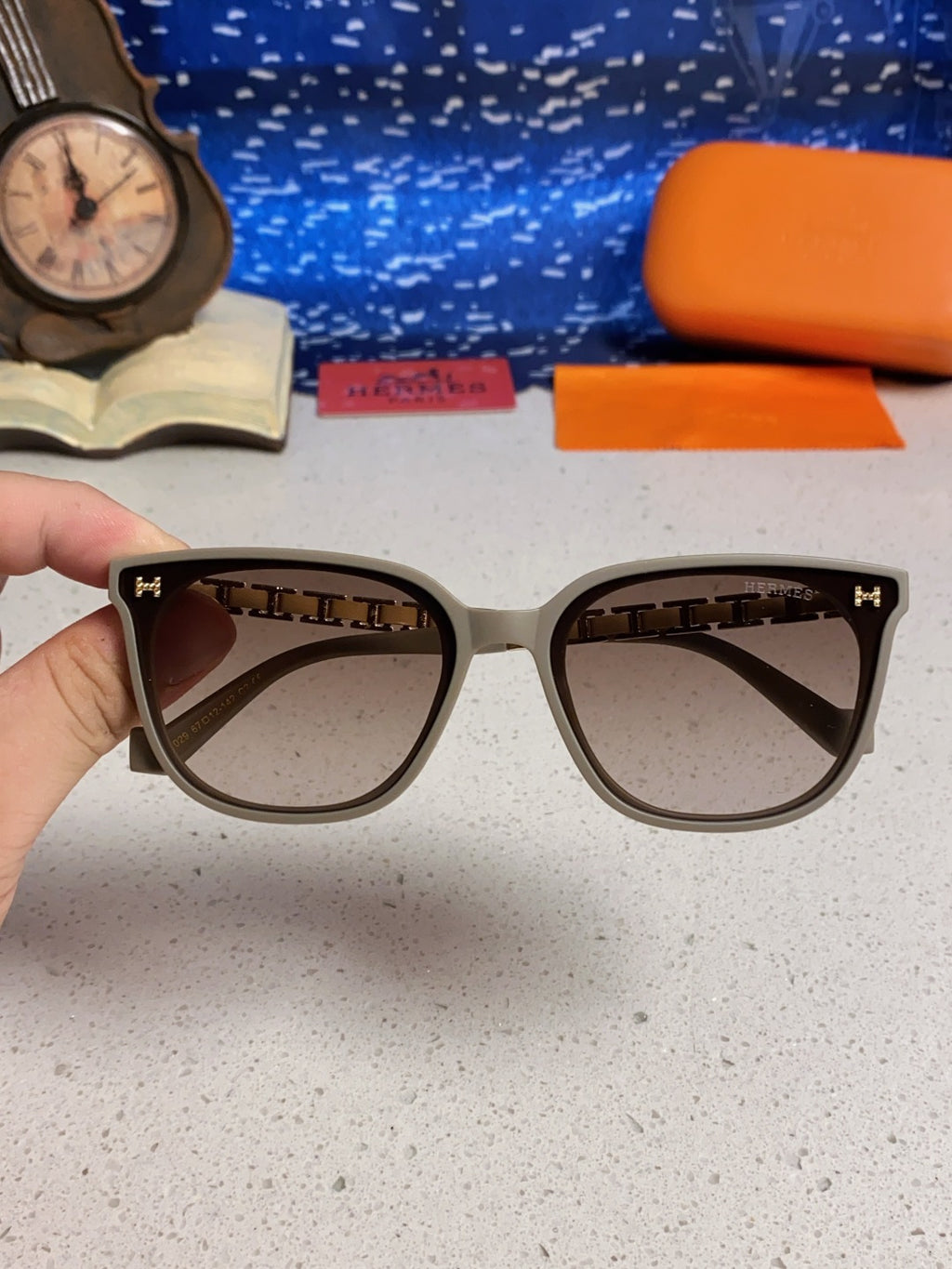 Hermès Fashion Brown Lens Sunglasses for Women - 358934 - detail image 4