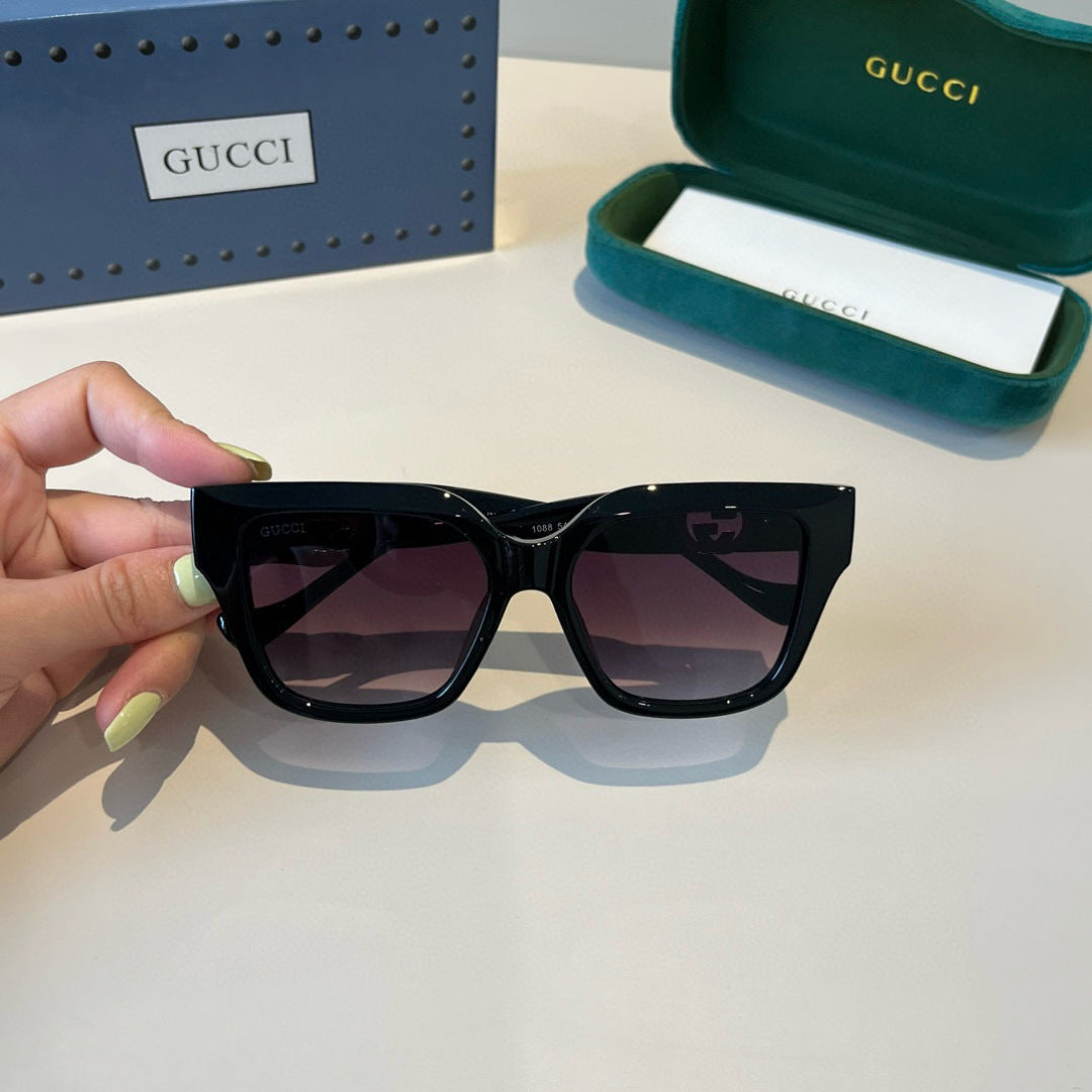 Gucci Oversized Black Lens Sunglasses for Men & Women - 448857 - detail image 4