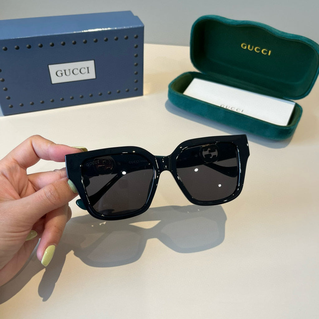 Gucci Oversized Black Lens Sunglasses for Men & Women - 448858 - detail image 6