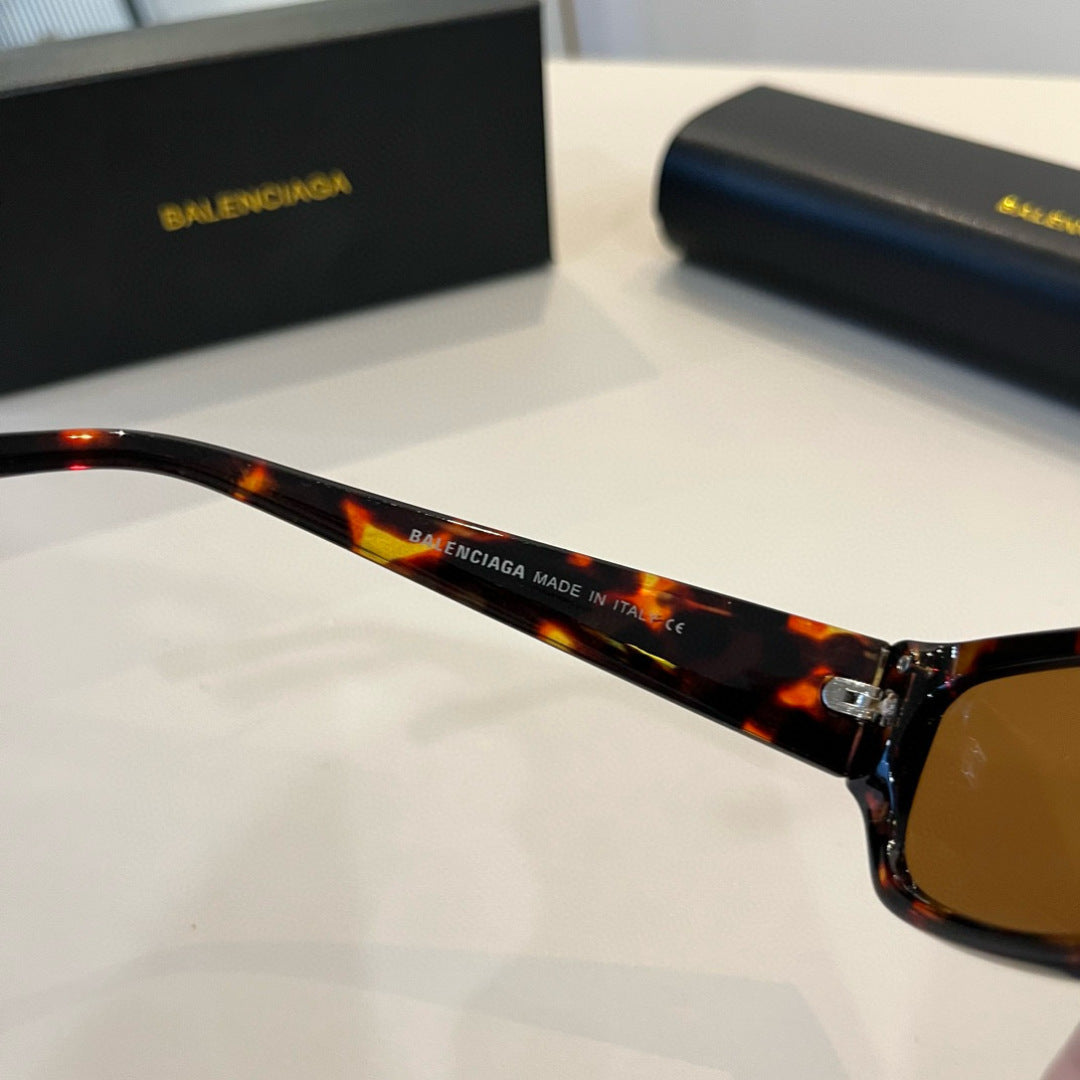 Balenciaga Rectangular Brown Lens Sunglasses for Men & Women - 487499 - detail image 9
