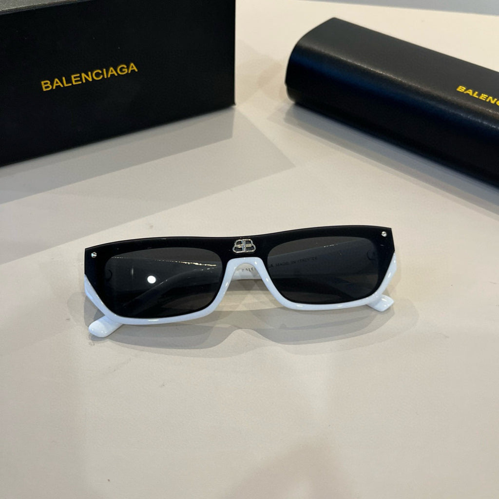 Balenciaga Rectangular Silver Lens Sunglasses for Men & Women - 432549 - detail image 6