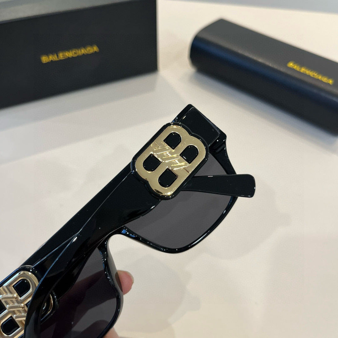 Balenciaga Rectangular Black Lens Sunglasses for Men & Women - 399132 - detail image 8