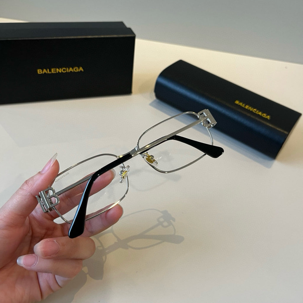 Balenciaga Rectangular Silver Lens Sunglasses for Men & Women - 416138 - detail image 6