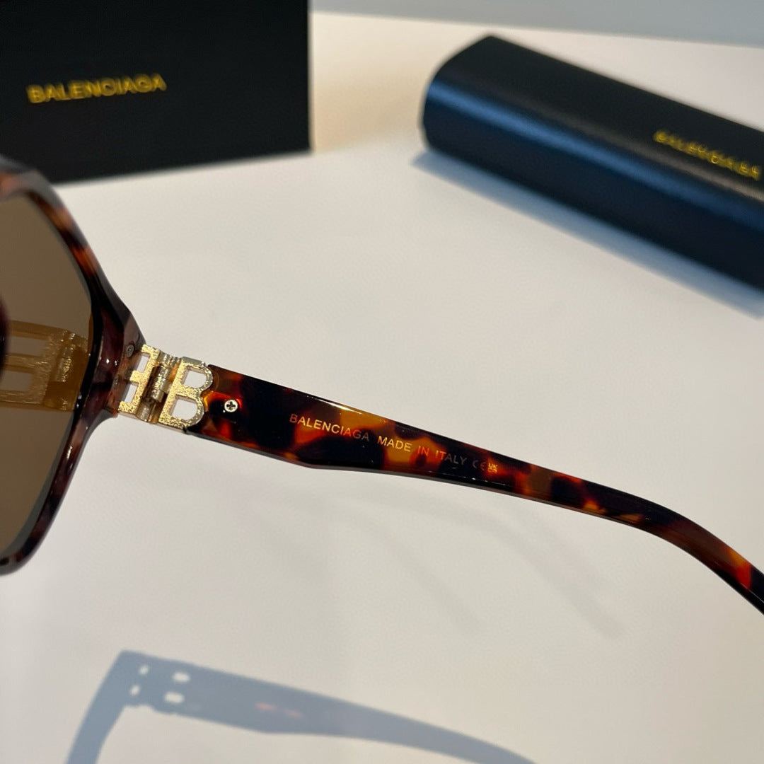 Balenciaga Folding Square Black Lens Sunglasses for Men & Women - 416091 - detail image 9