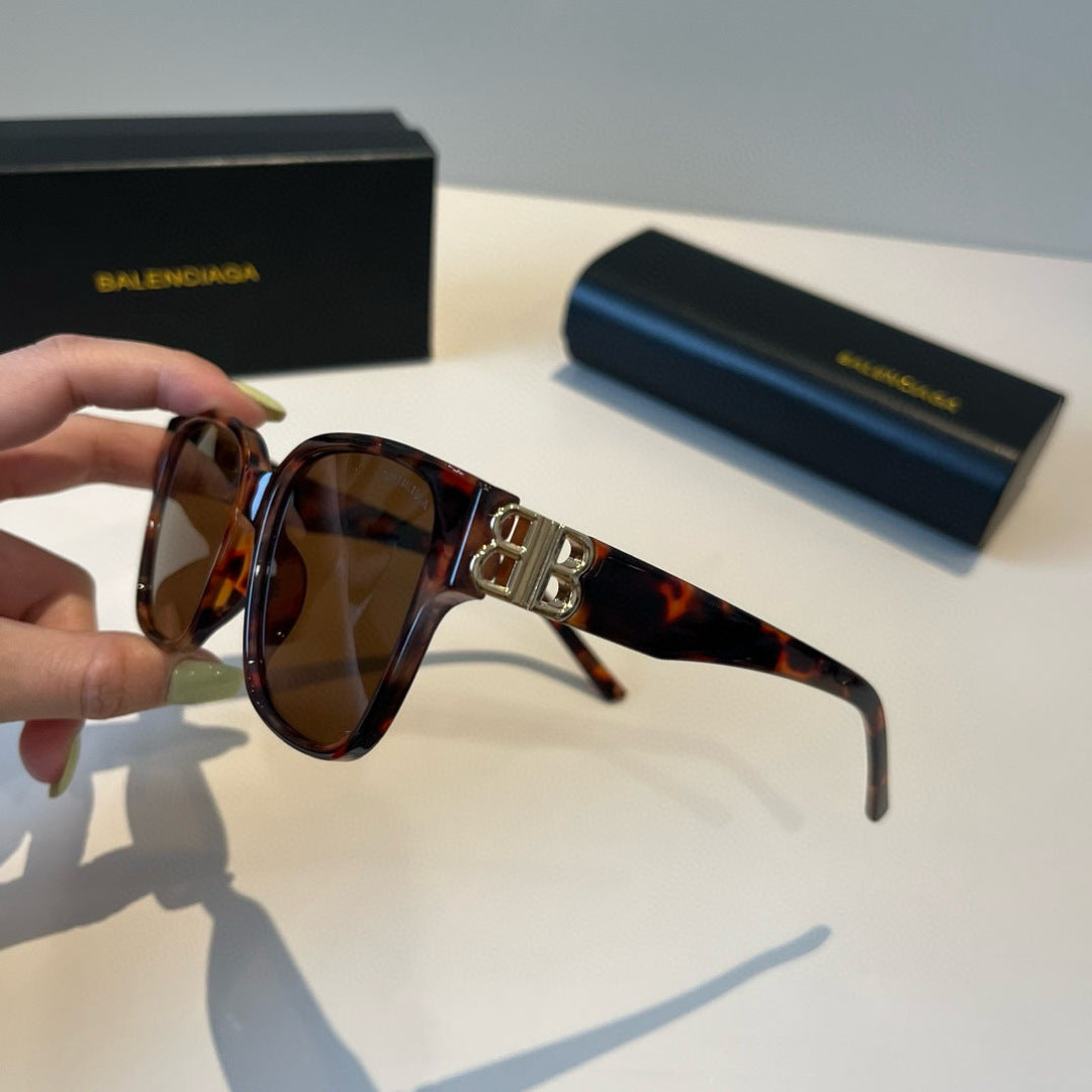 Balenciaga Folding Square Black Lens Sunglasses for Men & Women - 416091 - detail image 4
