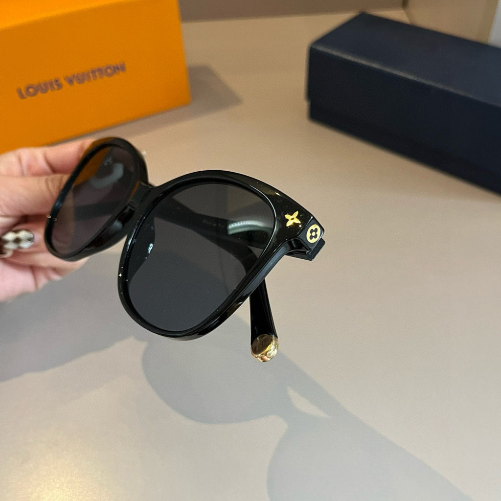 Louis Vuitton Fashion Gold Lens Sunglasses for Men & Women - 486274 - detail image 6