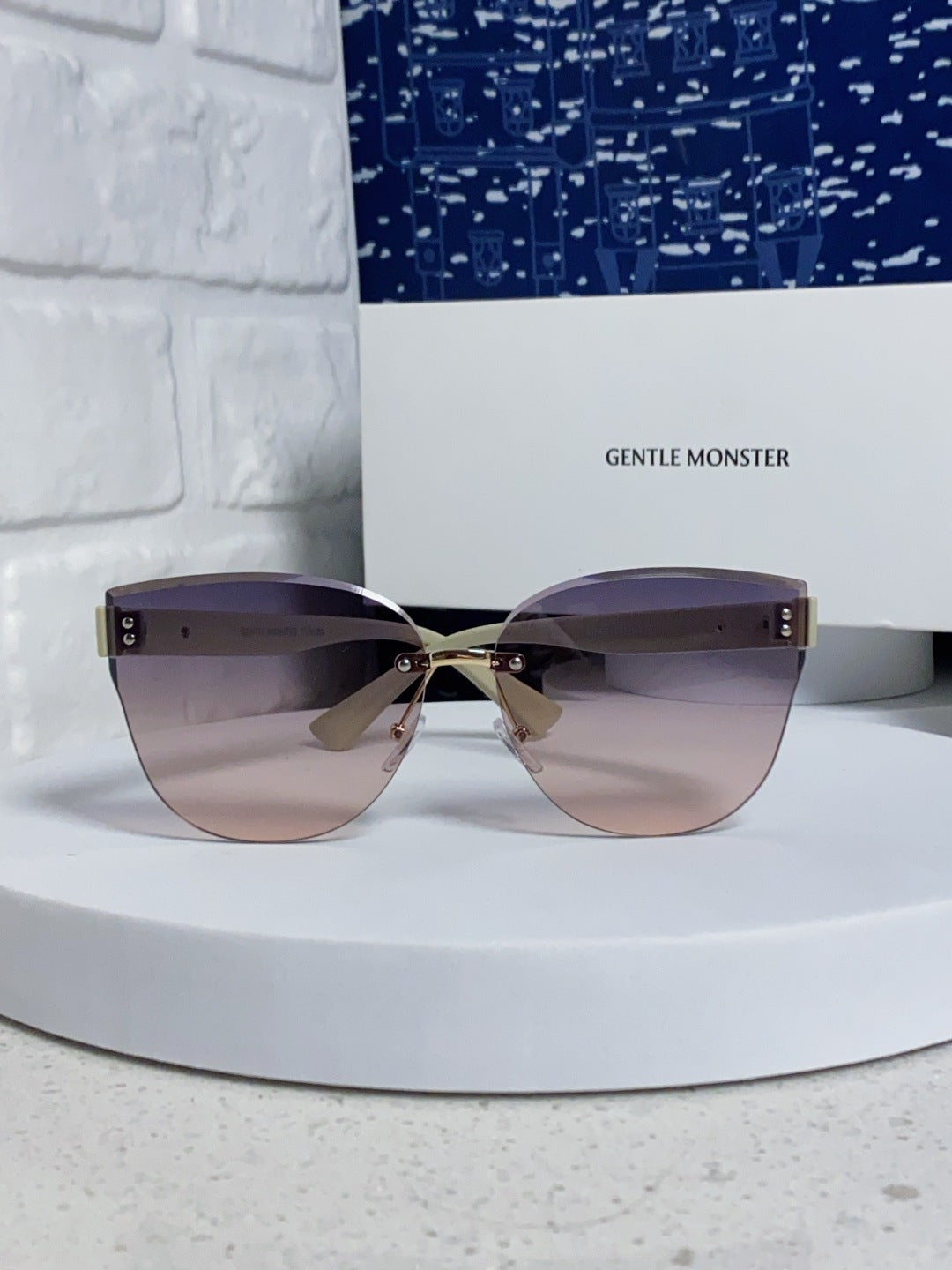 Gentle Monster 8194 Lightweight Rimless Silver Lens Sunglasses for Wo - 935508 - detail image 2