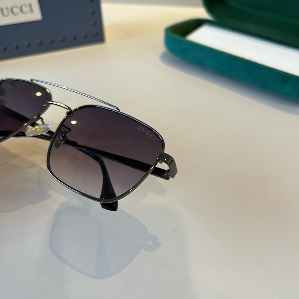 Gucci Metal Aviator Black Lens Sunglasses for Men & Women - 486338 - detail image 9