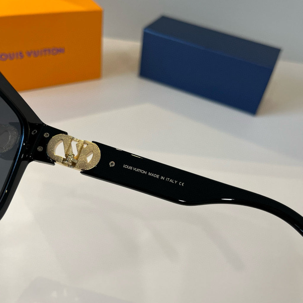 Louis Vuitton Slim Black Lens Sunglasses for Men & Women - 431137 - detail image 8