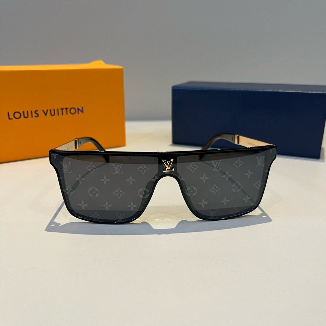 Louis Vuitton Metal Aviator Black Lens Sunglasses for Men & Women - 431138 - detail image 2