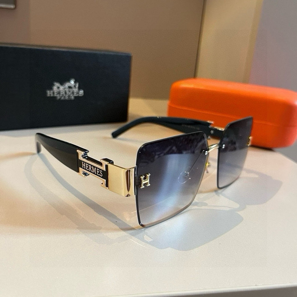 Hermès Oversized Gold Lens Sunglasses for Women - 450025