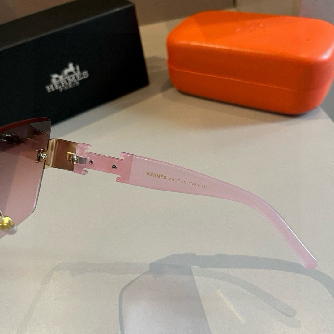 Hermès Oversized Red Lens Sunglasses for Women - detail image 7