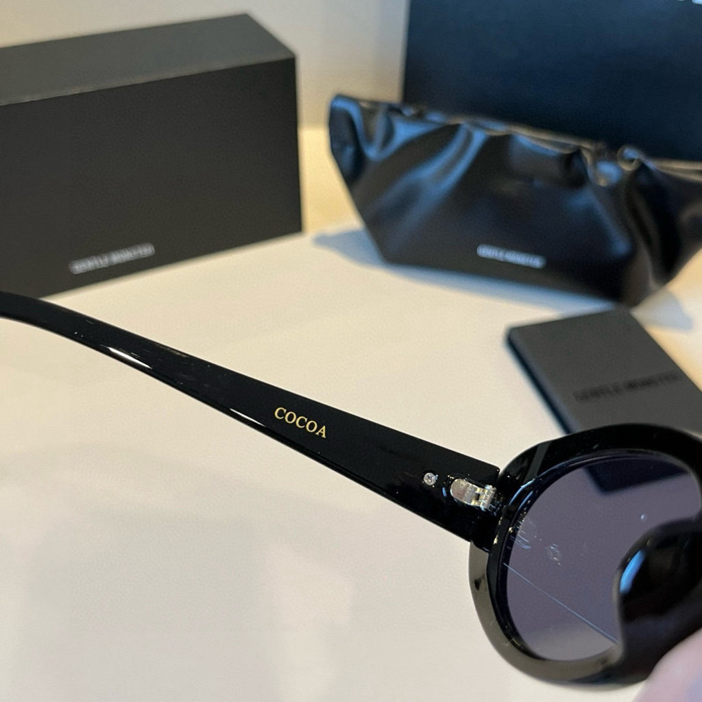 Gentle Monster Cat-Eye Black Lens Sunglasses for Men & Women - 358910 - detail image 5