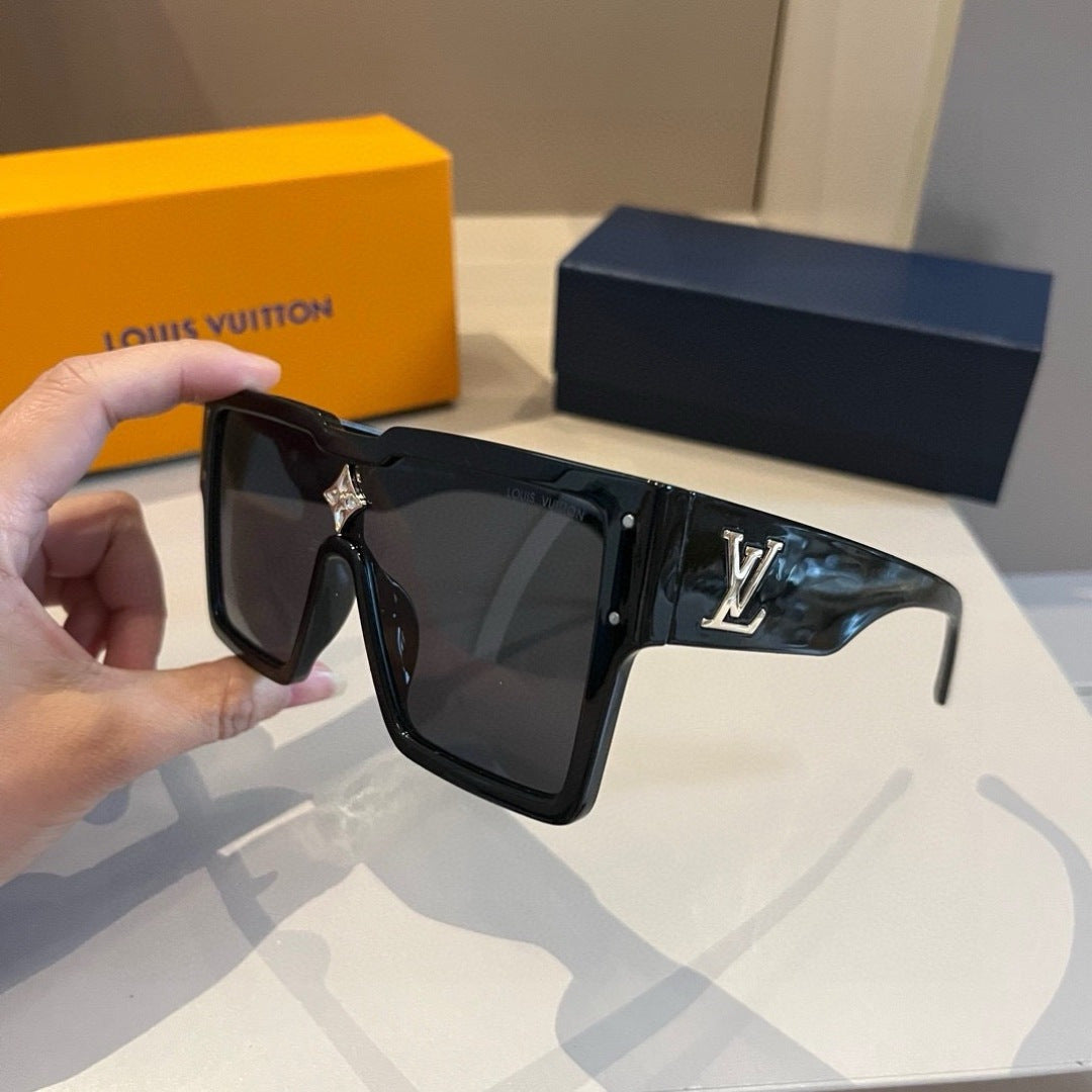 Louis Vuitton Fashion Red Lens Sunglasses for Men & Women - 464738 - detail image 5