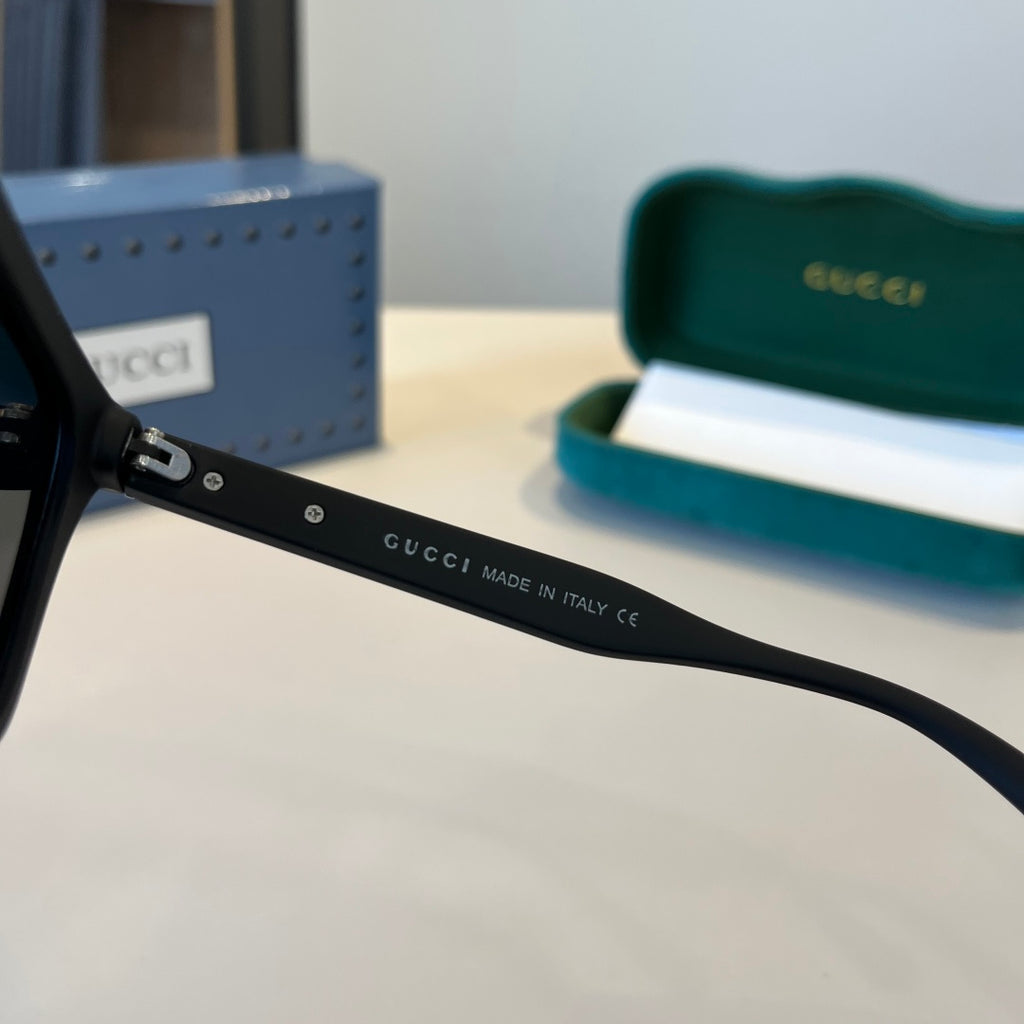 Gucci Fashion Black Lens Sunglasses for Men & Women - 866929 - detail image 5