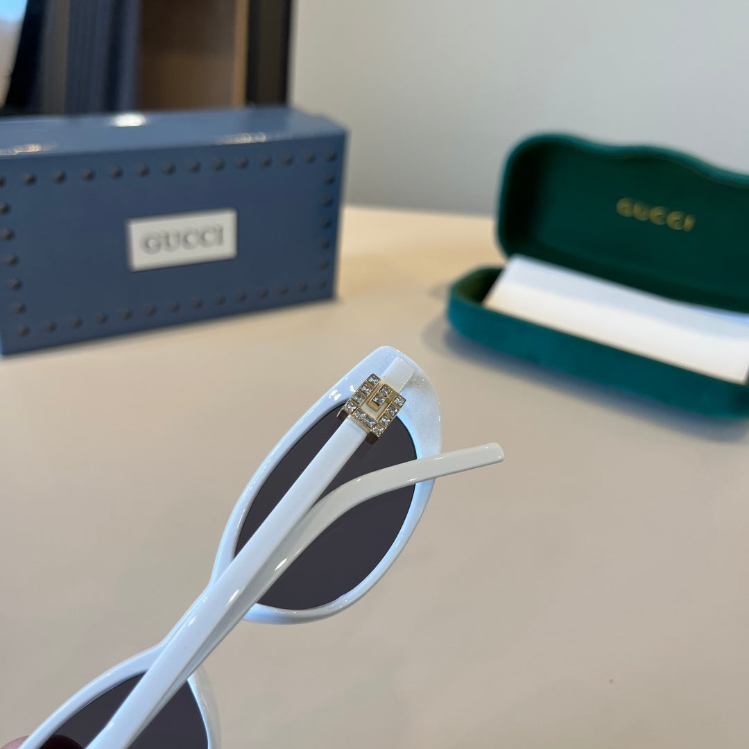 Gucci Polarized Fashion Silver Lens Sunglasses for Men & Women - 997585 - detail image 8