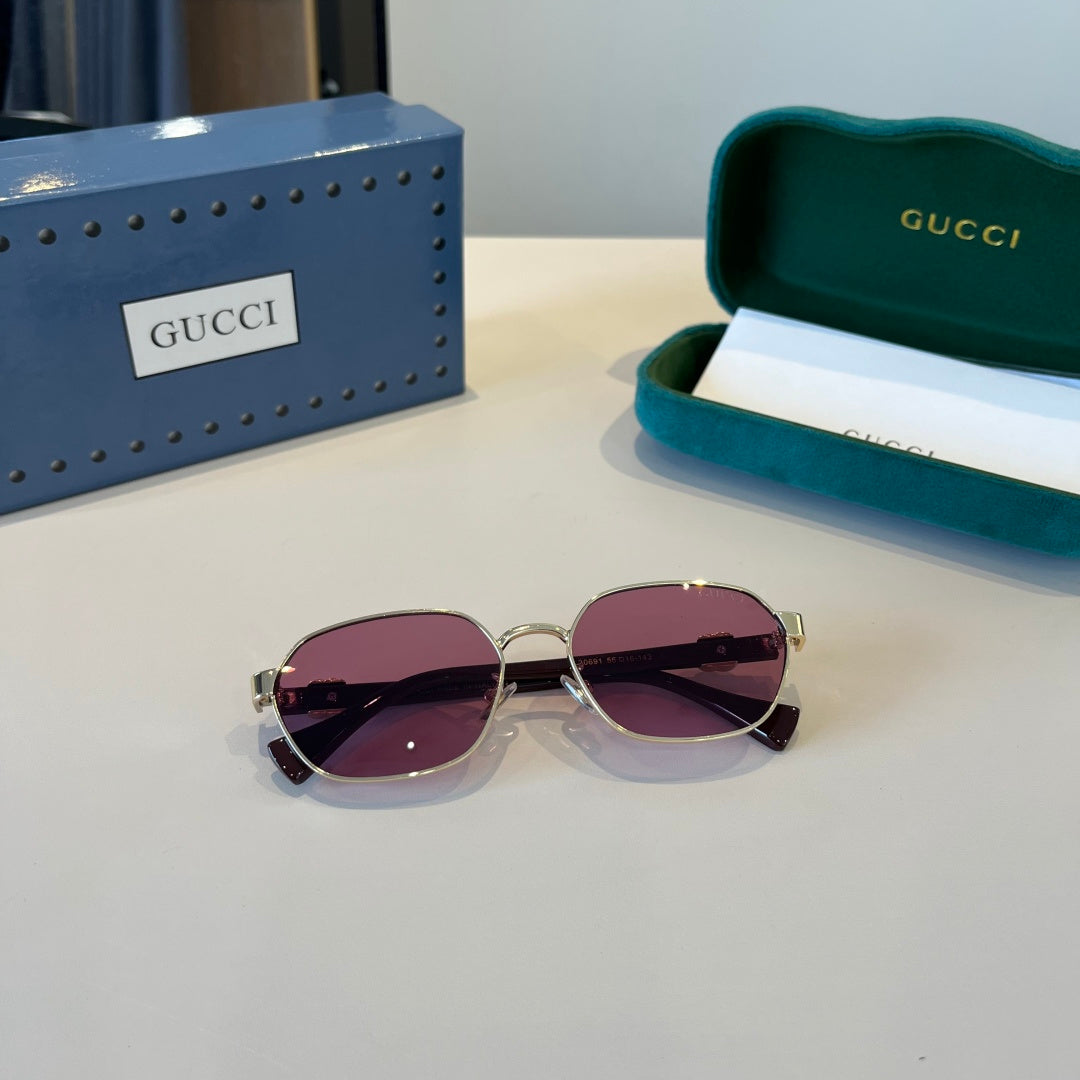 Gucci Polarized Fashion Blue Lens Sunglasses for Men - 997586 - detail image 10