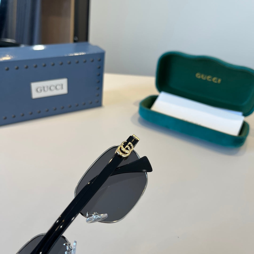 Gucci Polarized Fashion Silver Lens Sunglasses for Men - 866938 - detail image 8