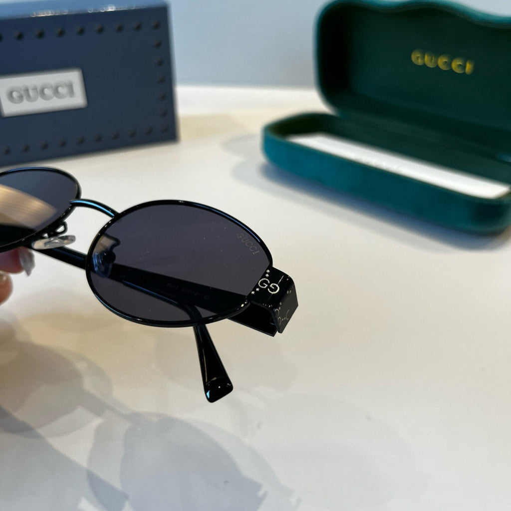 Gucci Oversized Black Lens Sunglasses for Women - 997673 - detail image 7