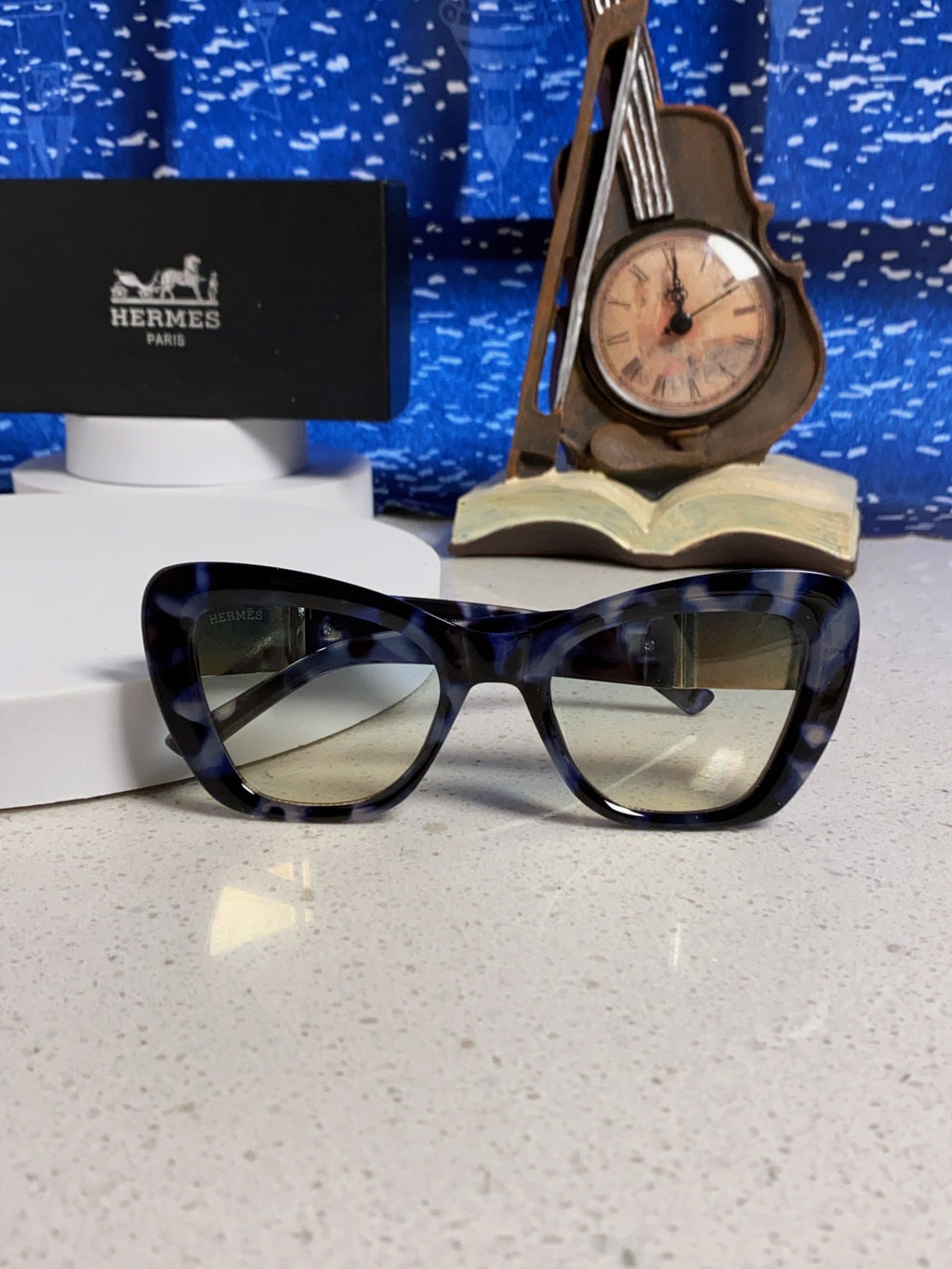 Hermès Cat-Eye Silver Lens Sunglasses for Men & Women - 358936 - detail image 8