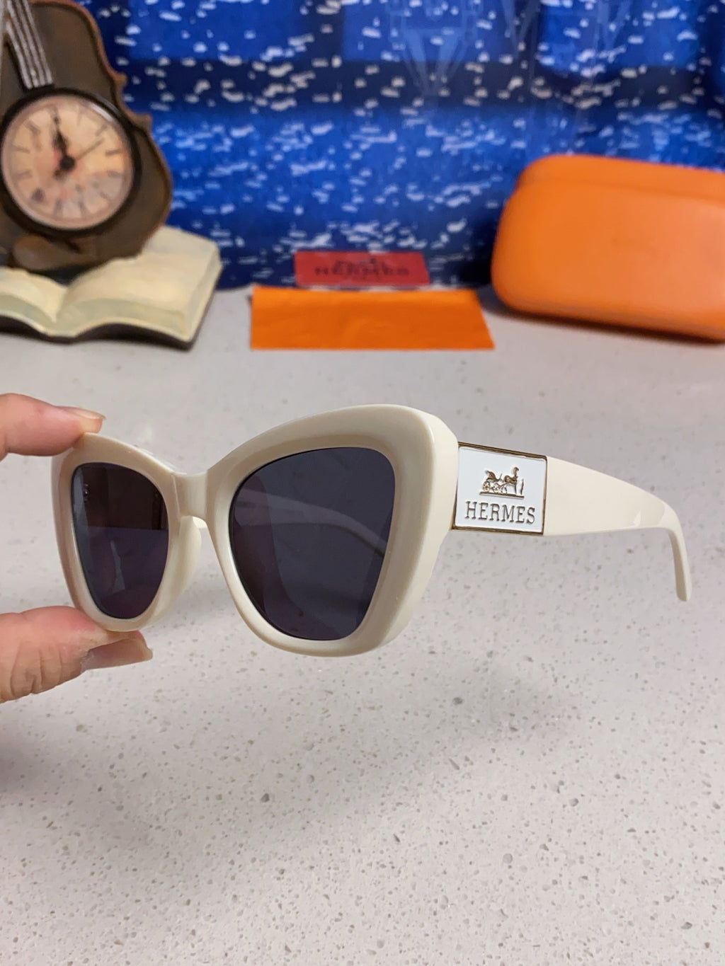 Hermès Cat-Eye Silver Lens Sunglasses for Men & Women - 358923 - detail image 6