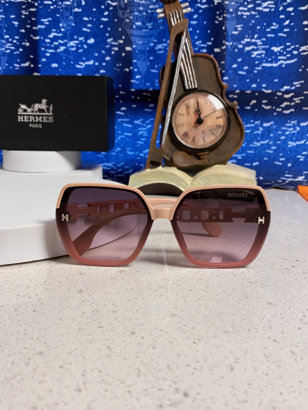 Hermès Polarized Round Red Lens Sunglasses for Women - 358927 - detail image 9
