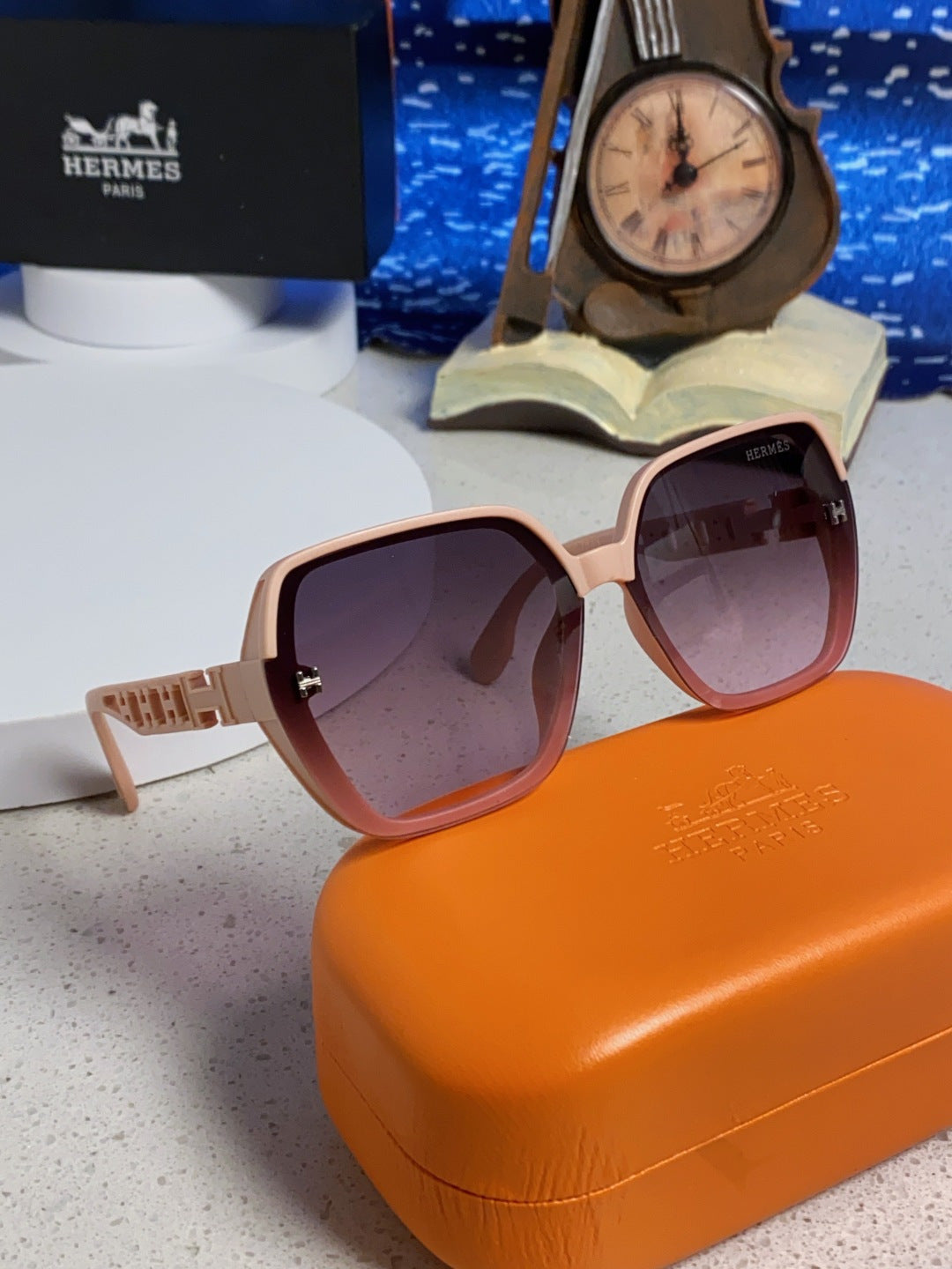 Hermès Polarized Round Red Lens Sunglasses for Women - 358927 - detail image 10