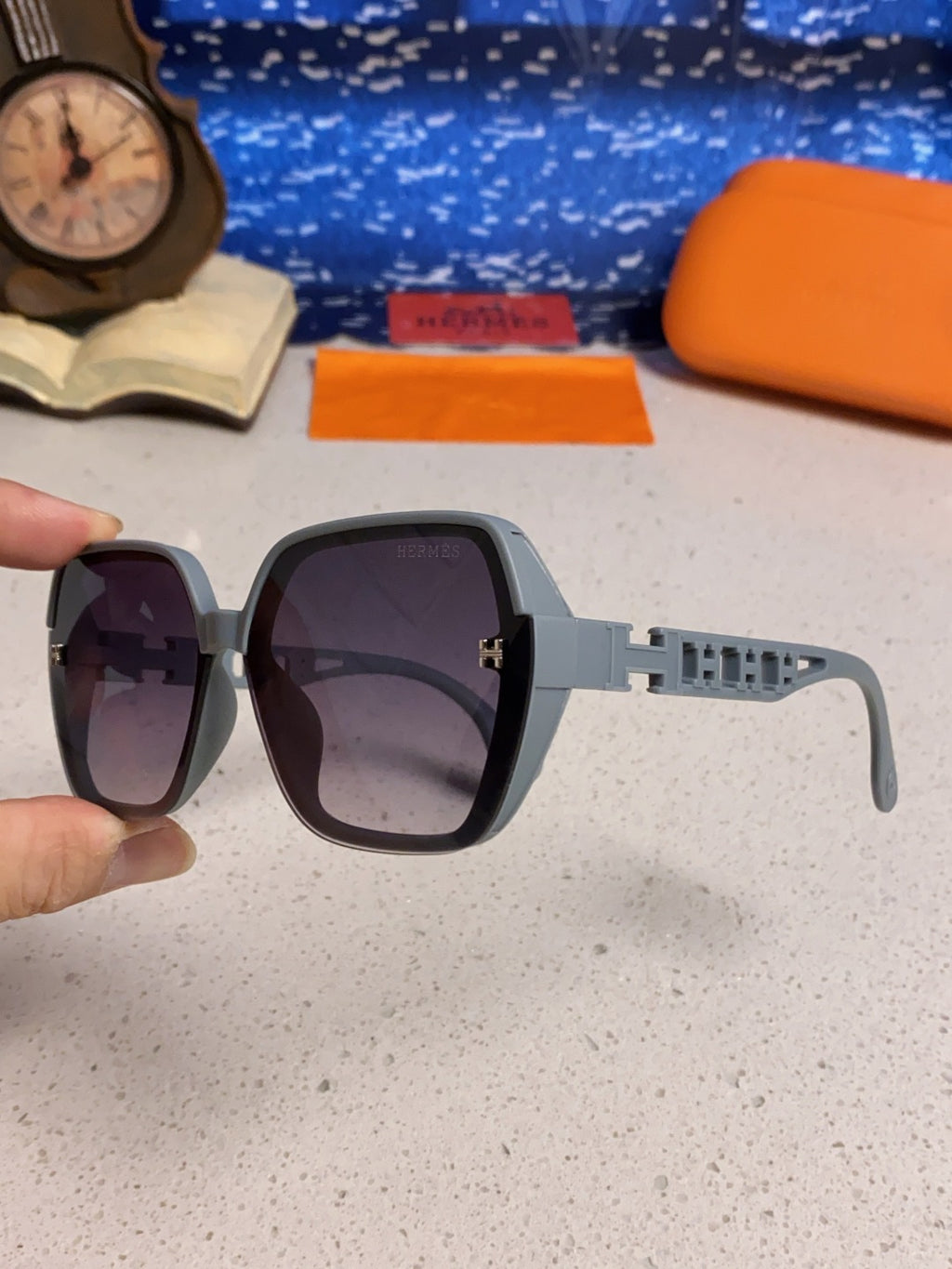 Hermès Polarized Round Gray Lens Sunglasses for Women - detail image 6