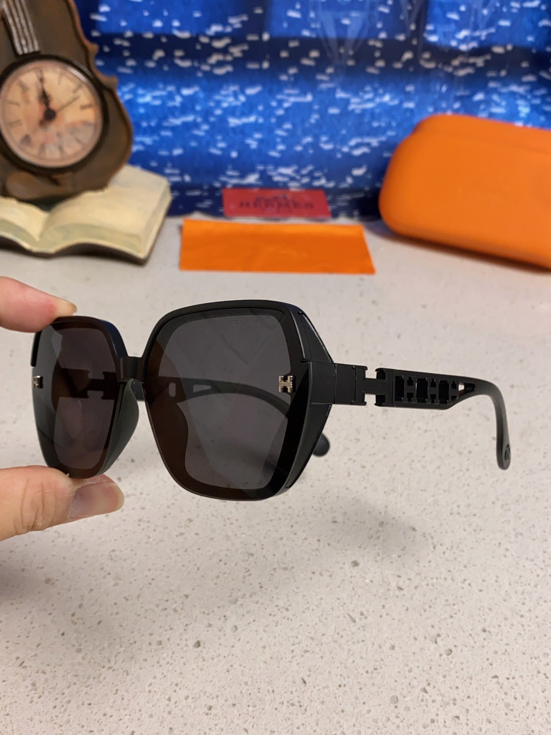 Hermès Polarized Round Black Lens Sunglasses for Women - 358931 - detail image 6