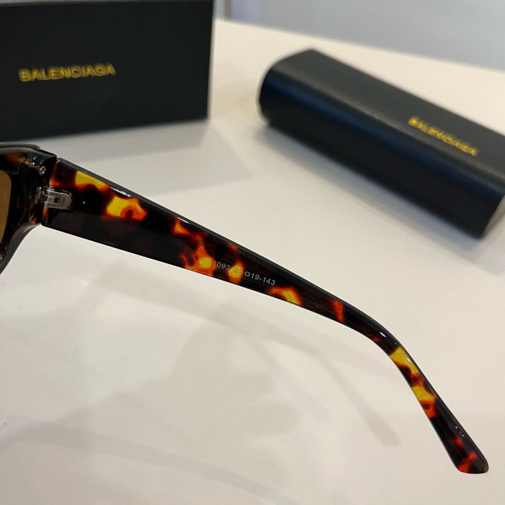 Balenciaga Rectangular Brown Lens Sunglasses for Men & Women - 358641 - detail image 8