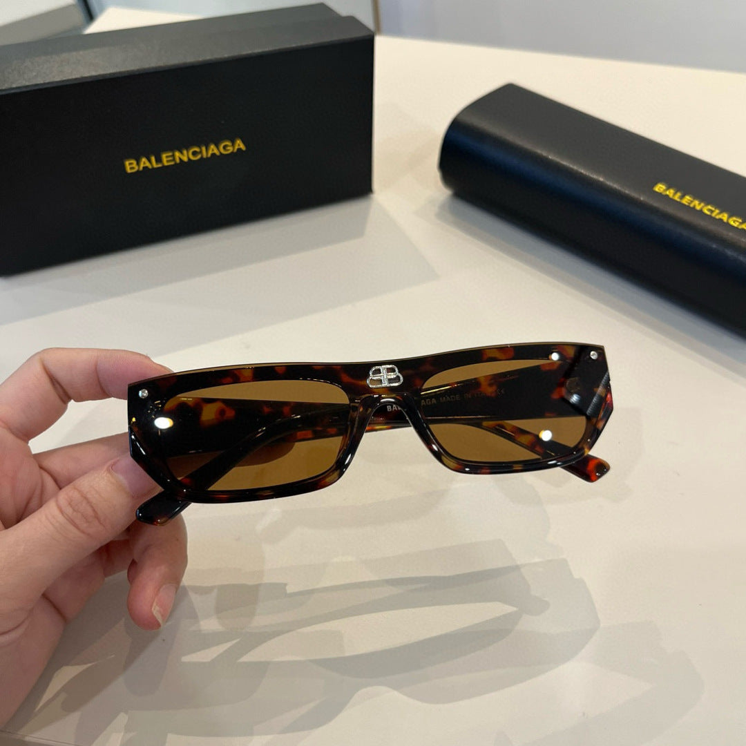 Balenciaga Rectangular Brown Lens Sunglasses for Men & Women - 358641 - detail image 5