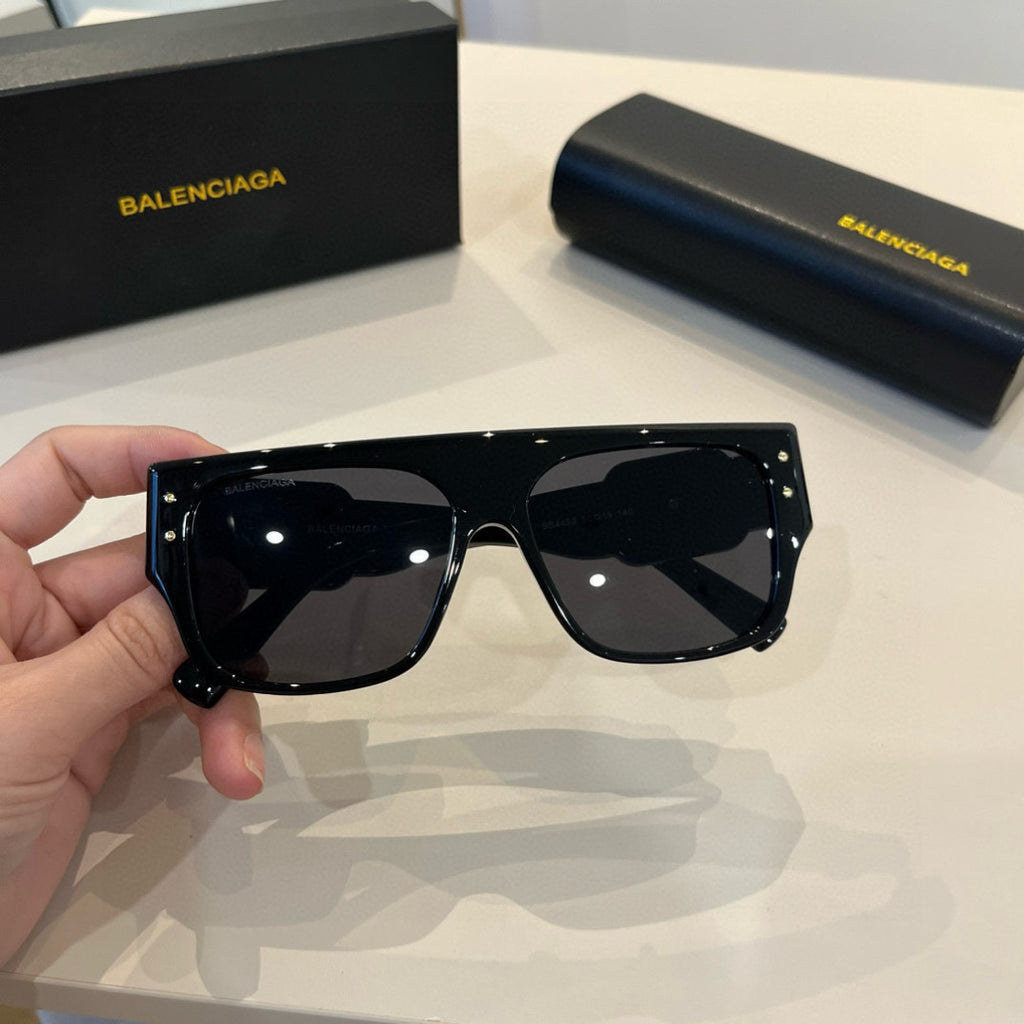 Balenciaga Rectangular Black Lens Sunglasses for Men & Women - 358643 - detail image 4