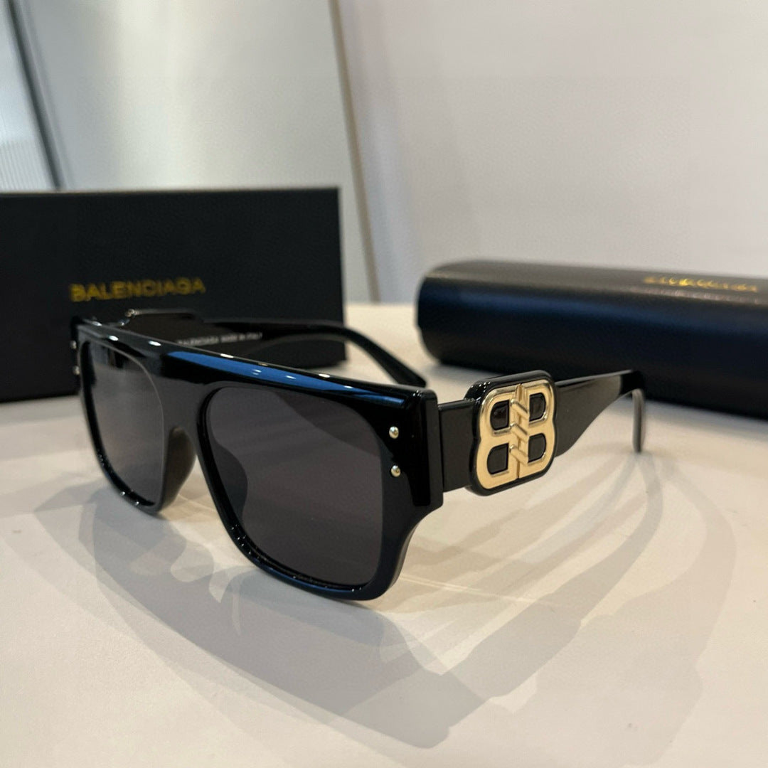 Balenciaga Rectangular Black Lens Sunglasses for Men & Women - 466043 - detail image 3