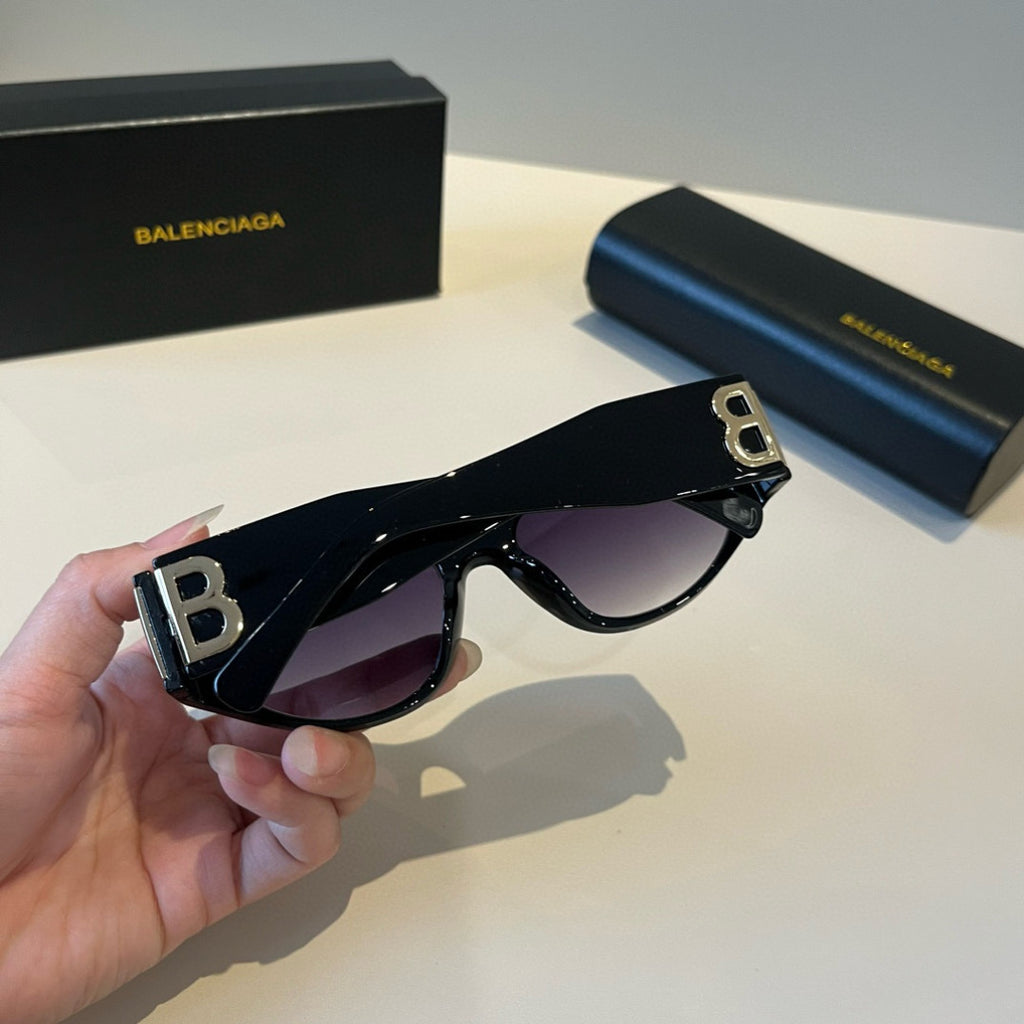 Balenciaga Rectangular Black Lens Sunglasses for Men & Women - 358662 - detail image 7