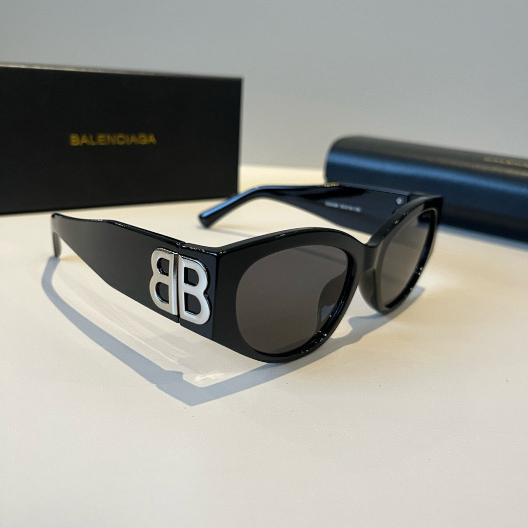 Balenciaga Rectangular Black Lens Sunglasses for Men & Women - 358663