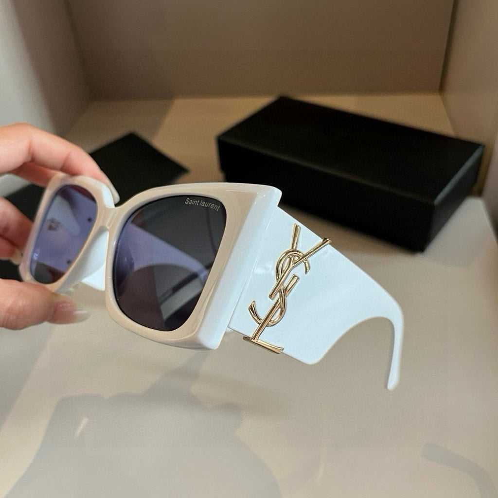 Saint Laurent Fashion Silver Lens Sunglasses for Men & Women - 465462 - detail image 3