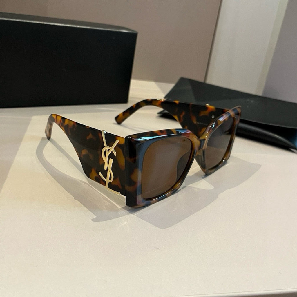 Saint Laurent Fashion Black Lens Sunglasses for Men & Women - 465464