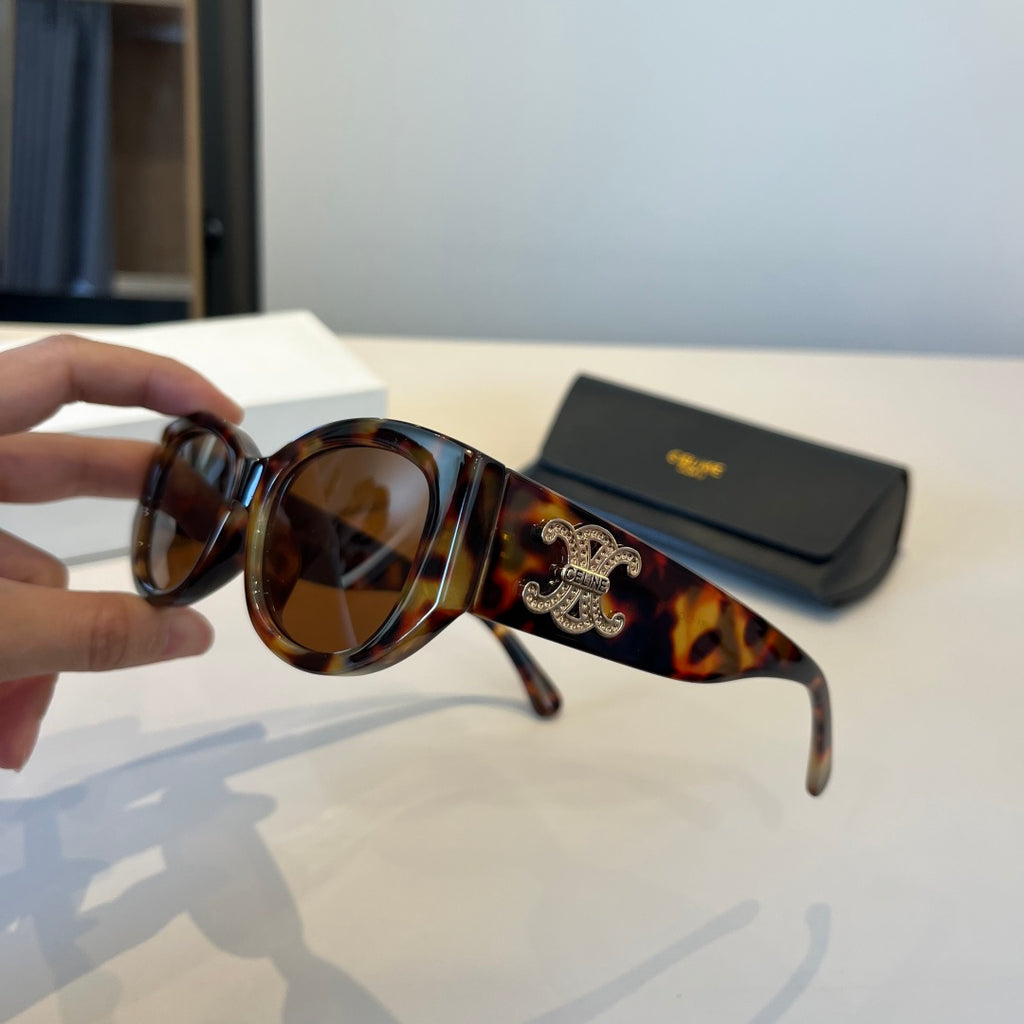 Celine Fashion Black Lens Sunglasses for Men & Women - 382555 - detail image 4
