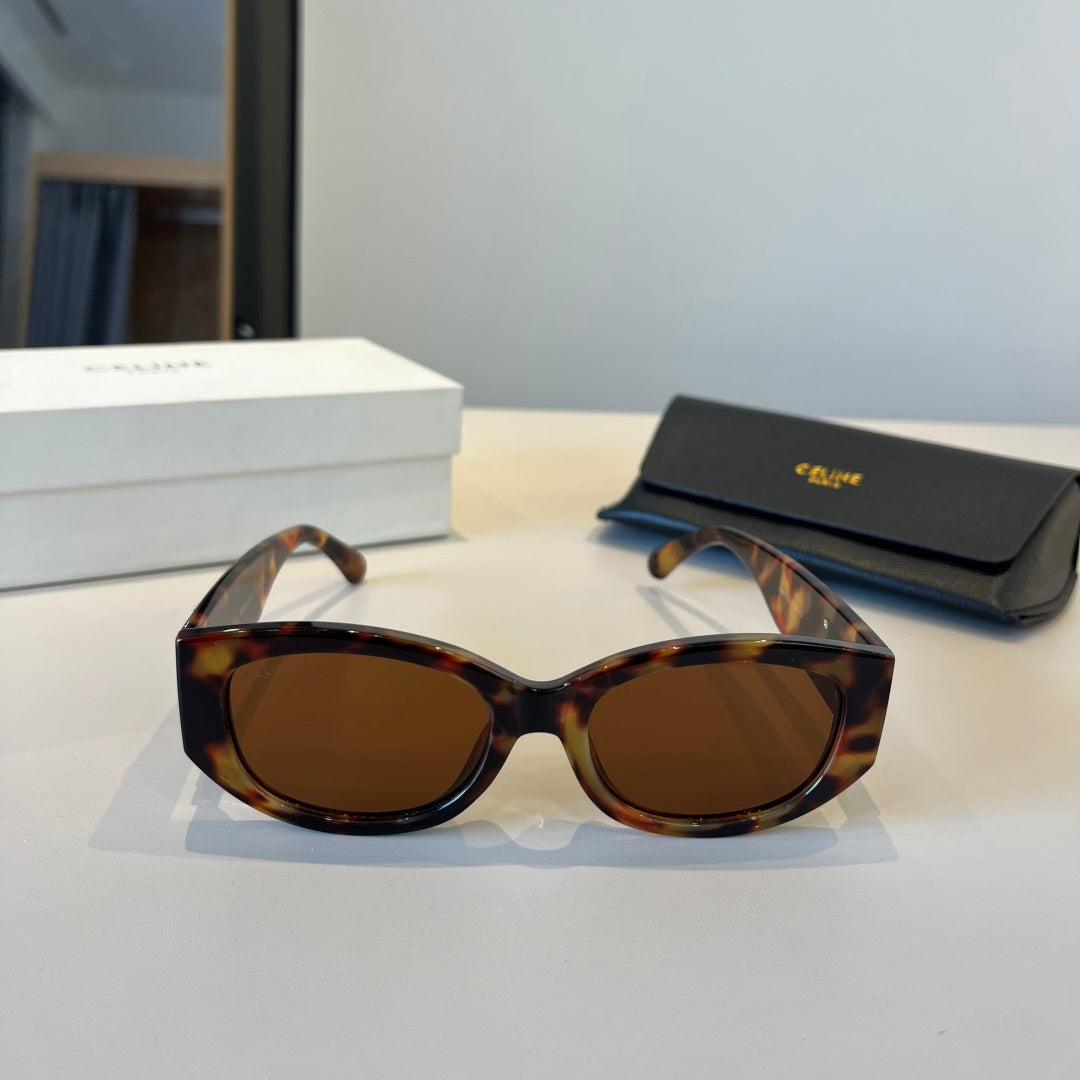 Celine Fashion Black Lens Sunglasses for Men & Women - 382555 - detail image 2