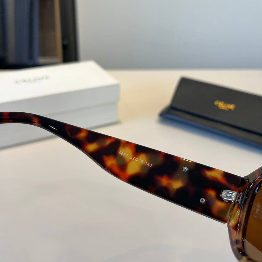 Celine Fashion Black Lens Sunglasses for Men & Women - 382555 - detail image 6