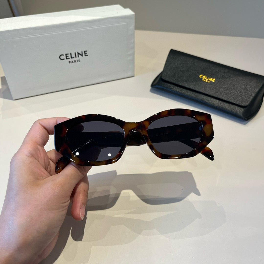 Celine Fashion Black Lens Sunglasses for Men & Women - 382553 - detail image 7