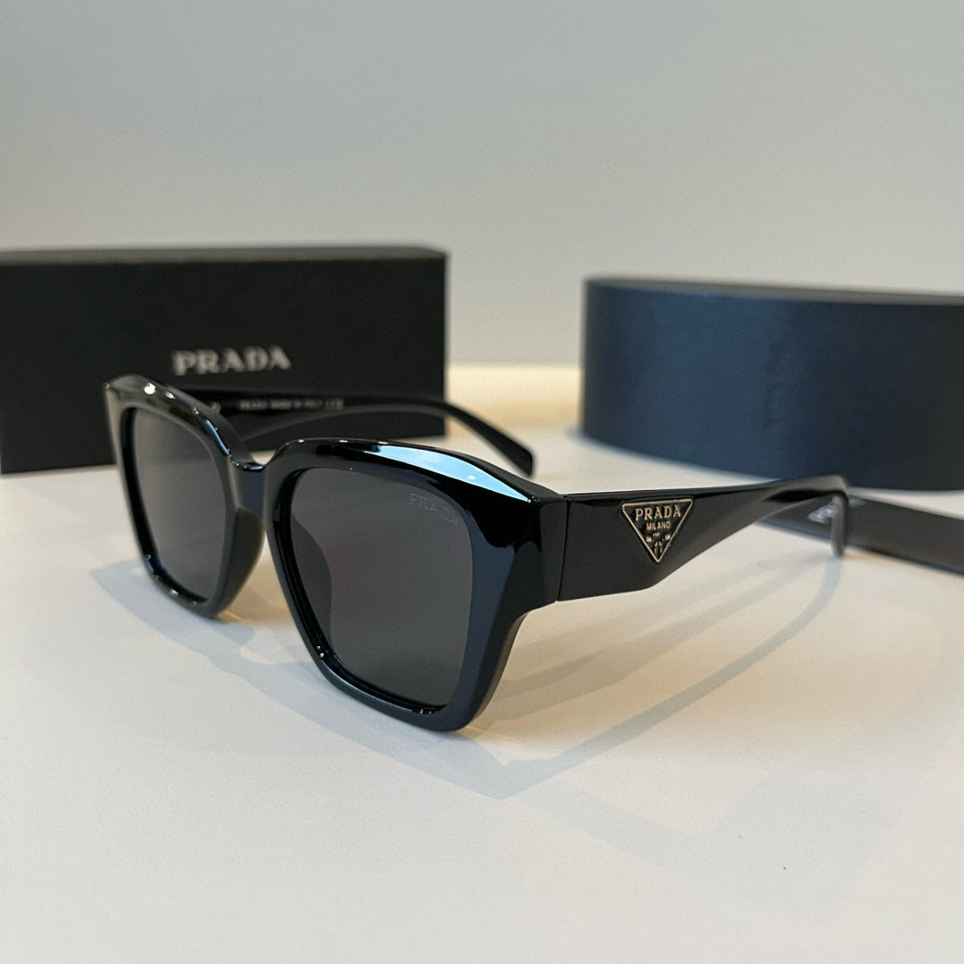Prada Fashion Black Lens Sunglasses for Men & Women - 487071 - detail image 3