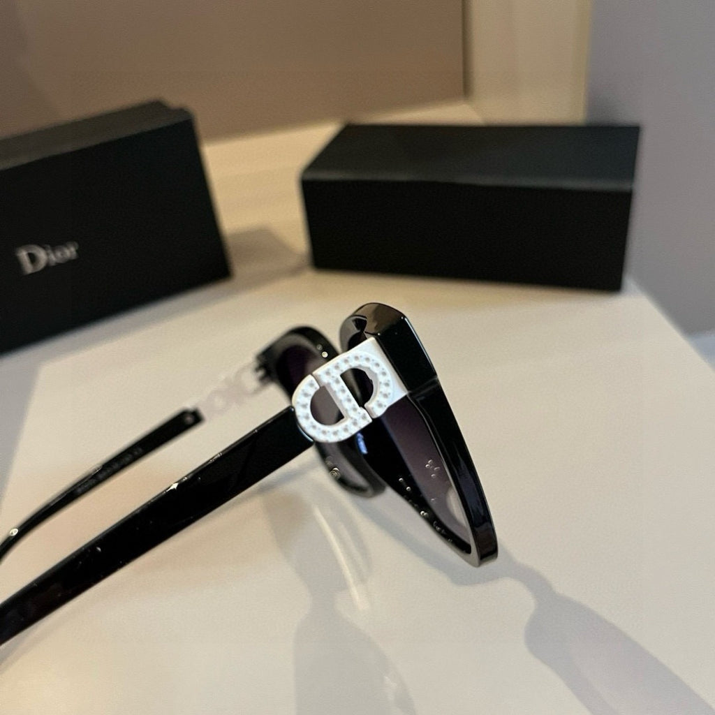 Dior Fashion Gold Lens Sunglasses for Men & Women - 415368 - detail image 2
