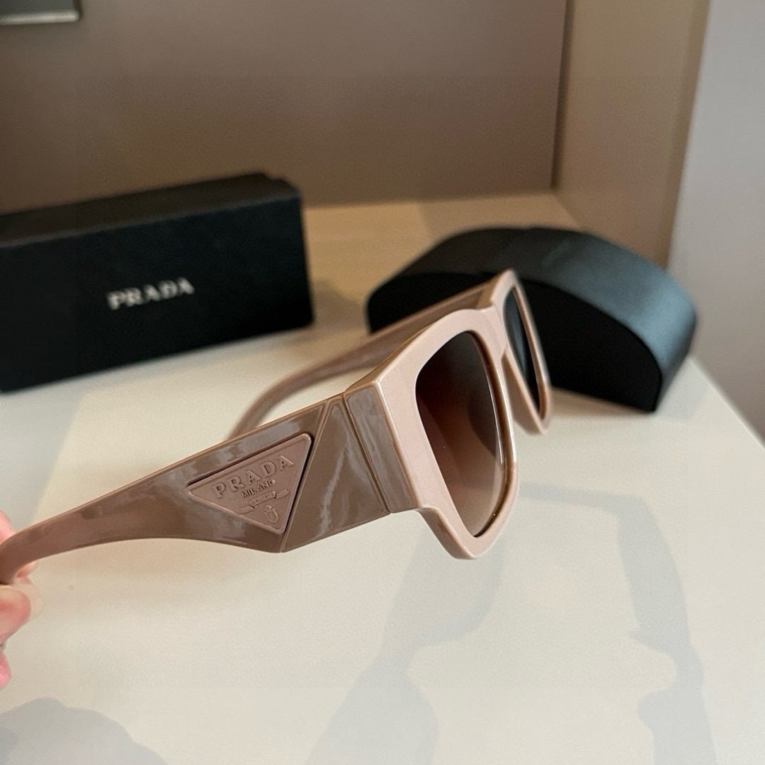 Prada Fashion Brown Lens Sunglasses for Men & Women - 449396 - detail image 2