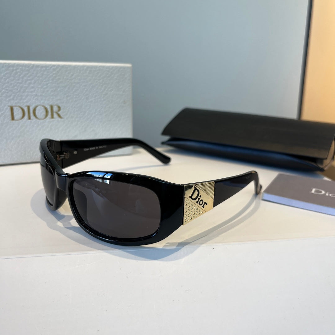 Dior Fashion Black Lens Sunglasses for Men & Women - 398684 - detail image 3