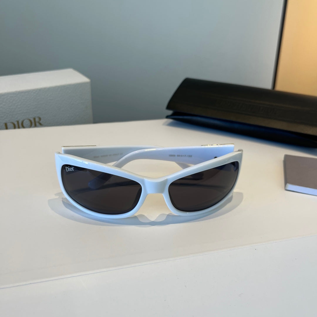 Dior Fashion Silver Lens Sunglasses for Men & Women - 398685 - detail image 8
