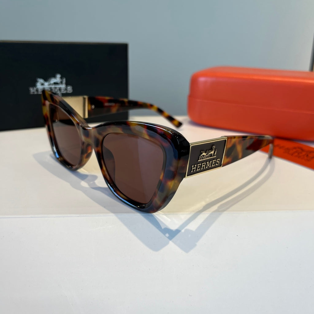 Hermès Oversized Black Lens Sunglasses for Women - 466434 - detail image 3
