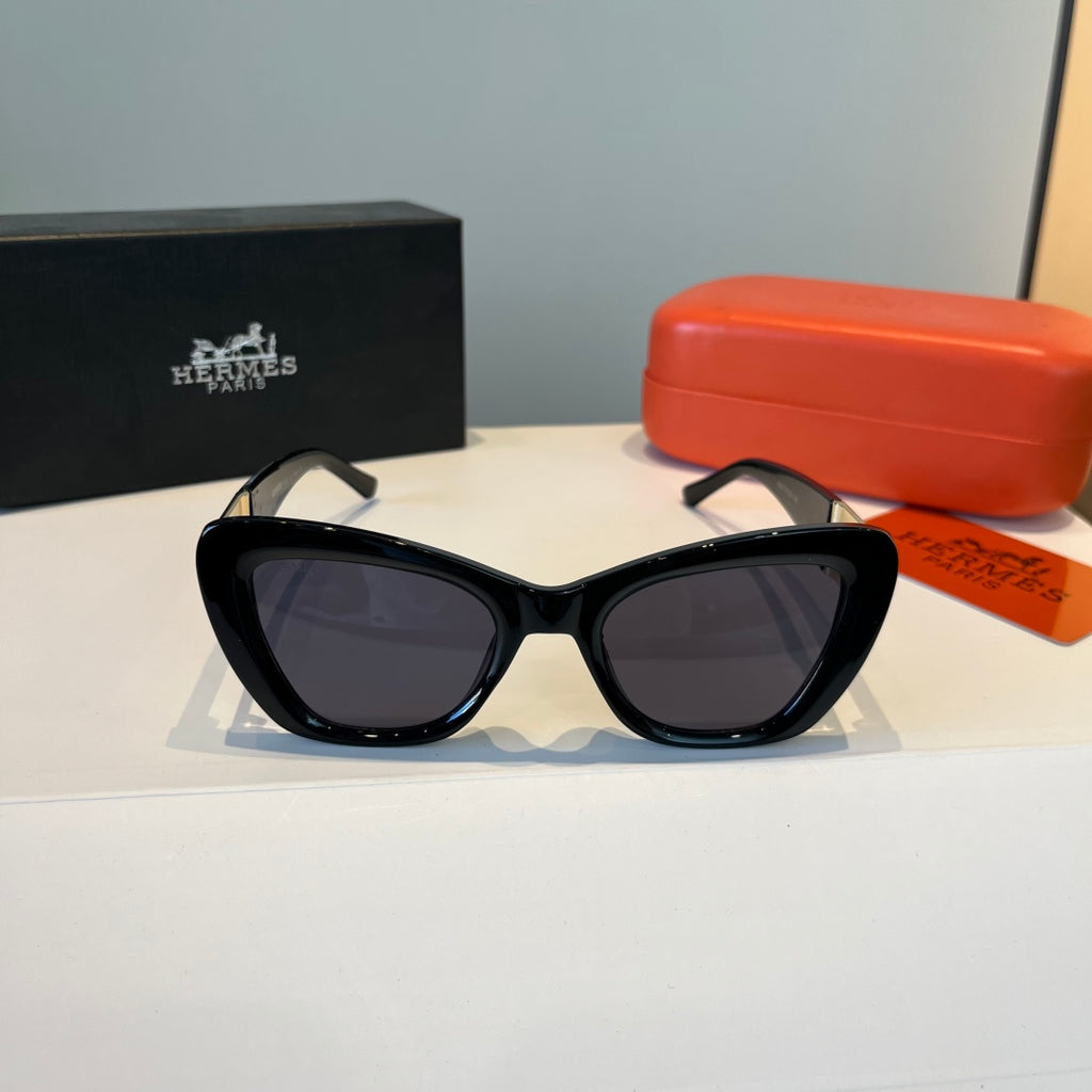 Hermès Oversized Black Lens Sunglasses for Women - 158684 - detail image 2
