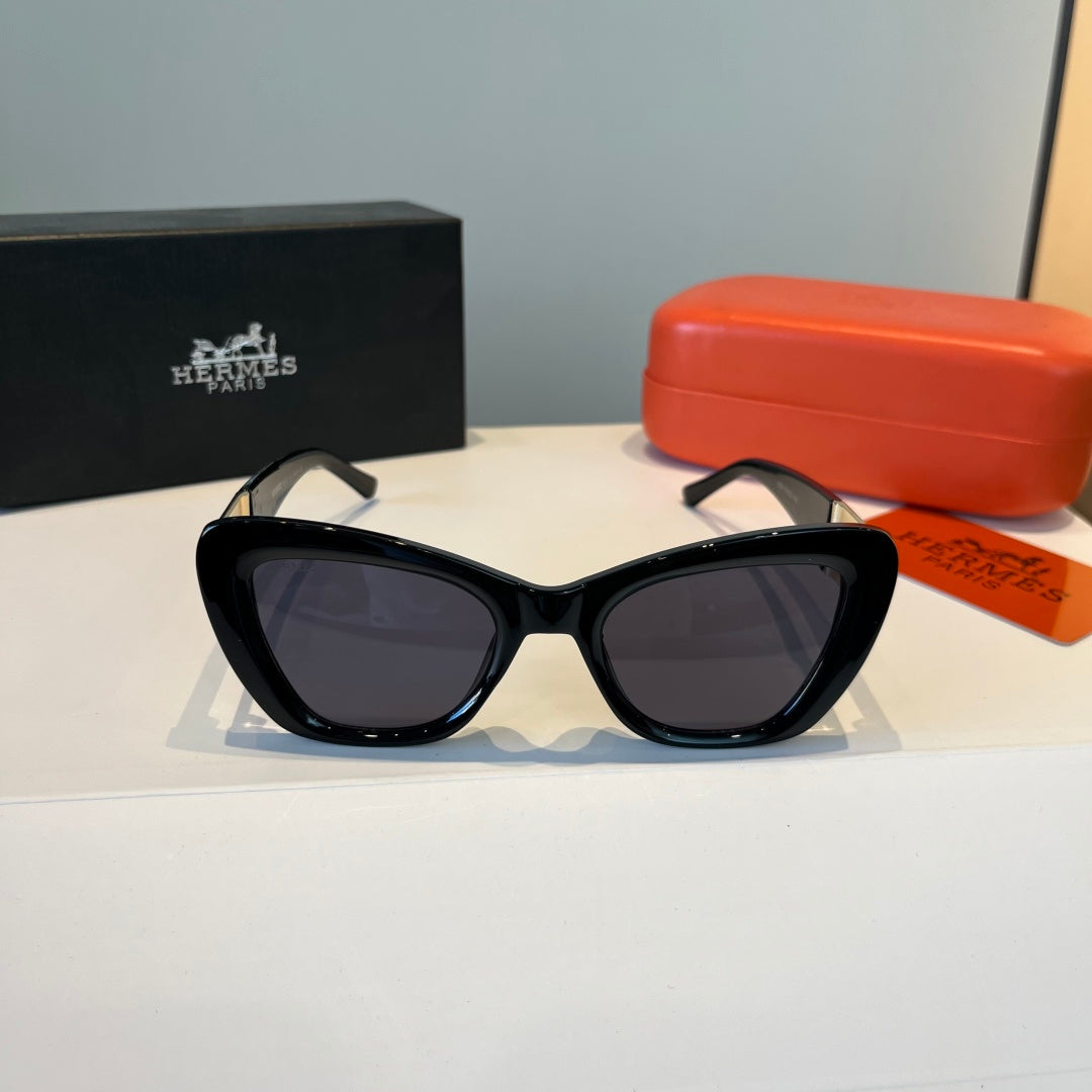Hermès Oversized Black Lens Sunglasses for Women - 158684 - detail image 2